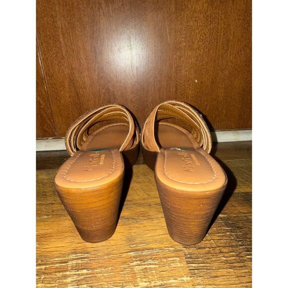 NWOT Mariella Brown Rhinestone Wedge Sandals Size 8 - Picture 8 of 10